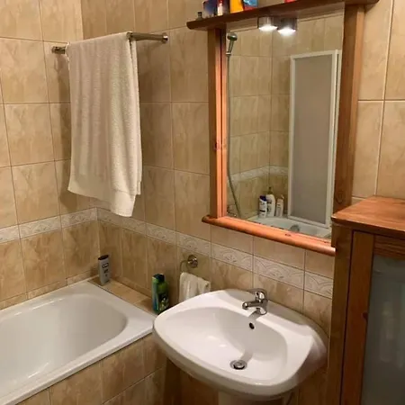 Happy Boglár Apartman *